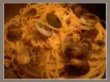 Ricetta Spaghetti con vongole e polpa di ricci