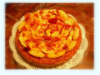 Ricetta Torta di mele e marmellata di mele cotogne in crosta di nocciole