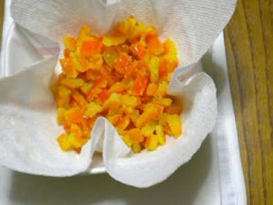 Ricetta Scorzette di arancia candita ovvero come preparare i canditi per il panettone di natale