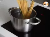 Tappa 1 - Spaghetti alla carbonara, la ricetta cremosa spiegata passo a passo