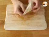 Tappa 3 - Coni di pasta brick con crema al formaggio e bresaola