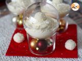 Tappa 8 - Crema Raffaello, il dolce al cucchiaio da favola in una pallina di Natale