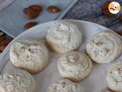Amaretti, la ricetta veloce per preparare i biscotti che tutti adorano! - foto 3