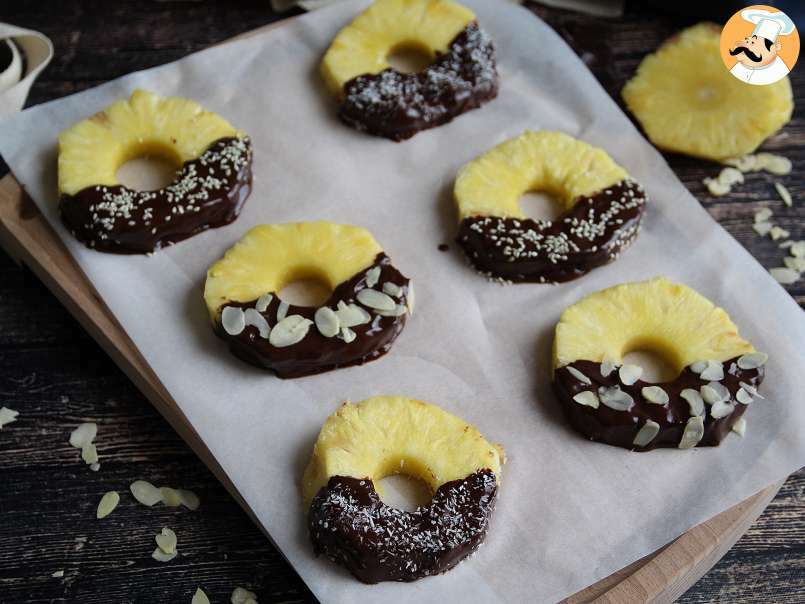 Ananas al cioccolato: il dessert perfetto da realizzare con i bambini