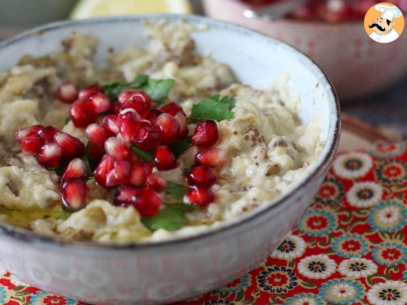 Baba ganoush, la deliziosa crema di melanzane mediorientale