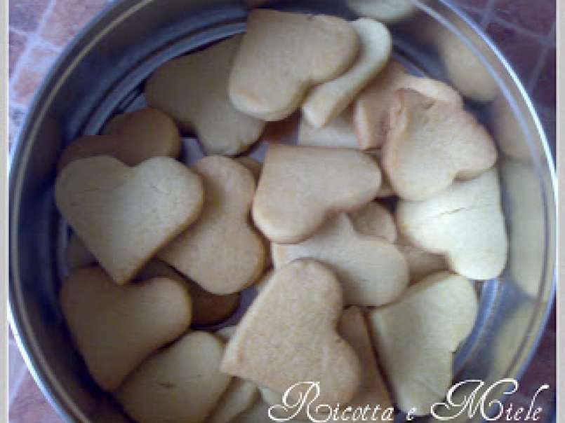 Biscotti a cuoricini cotti nel forno a microonde - foto 2