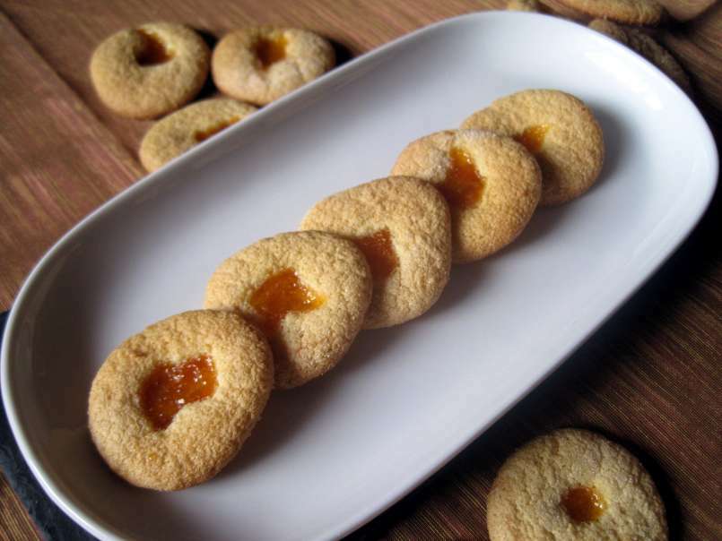 Biscotti di semola di grano duro con marmellata di albicocche - foto 2