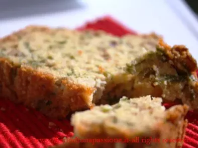Cake salato con rucola, alici e olive - foto 2