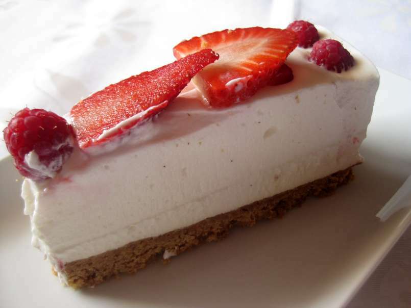 Cheesecake allo yogurt greco, vaniglia e frutti rossi - foto 8