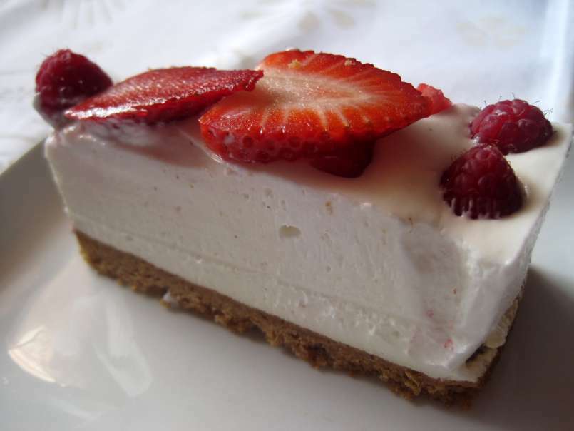 Cheesecake allo yogurt greco, vaniglia e frutti rossi - foto 10
