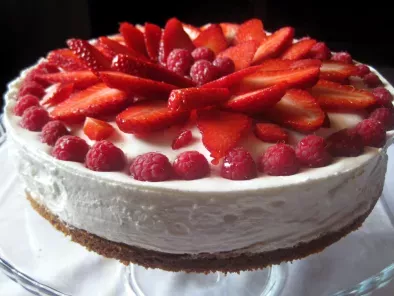 Cheesecake allo yogurt greco, vaniglia e frutti rossi - foto 2