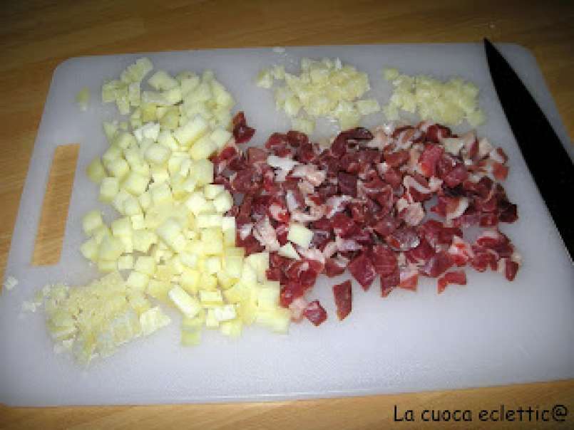 Ciambellone salato con prosciutto e formaggi - foto 7