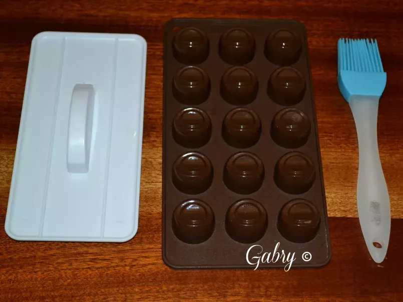 Cioccolatini gianduia con cuore di nocciola (fatti in casa) - foto 3