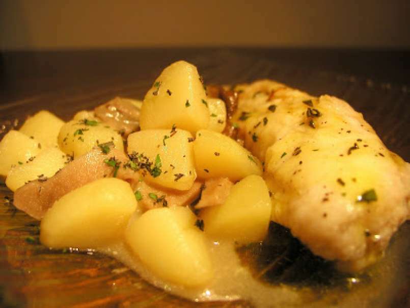 Coda di rospo con porcini e patate e salsa allo zafferanno - foto 2
