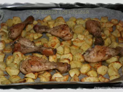 Coscette di pollo alla birra con patate saporite al forno - foto 5