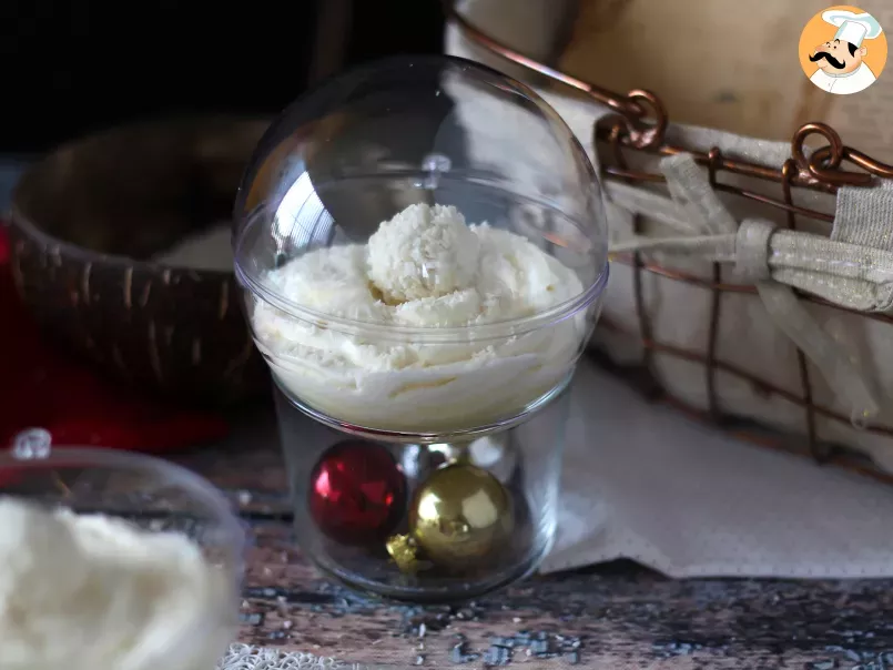 Crema Raffaello, il dolce al cucchiaio da favola in una pallina di Natale - foto 6