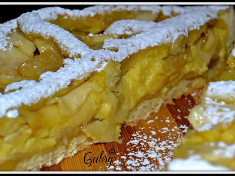 Crostata con crema pasticcera, mele e pinoli - foto 2