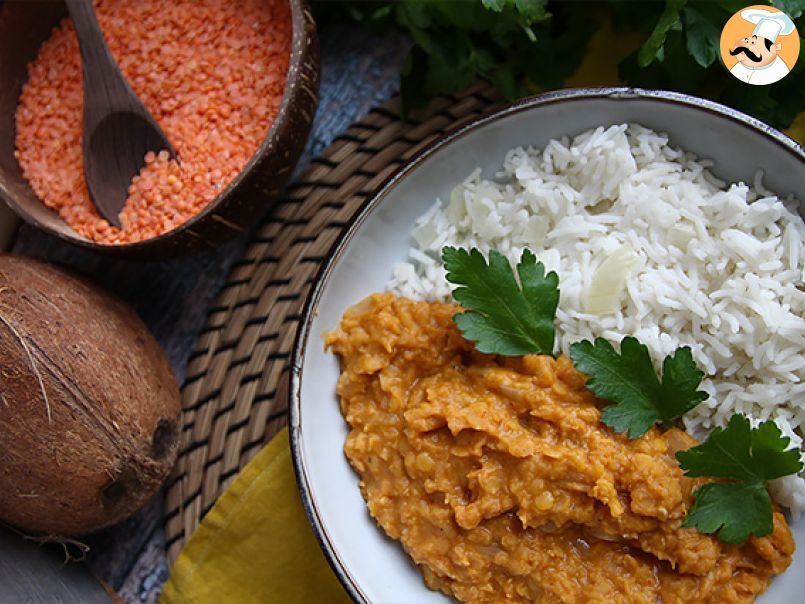 Dahl di lenticchie rosse, la ricetta vegetariana che arriva dall'India