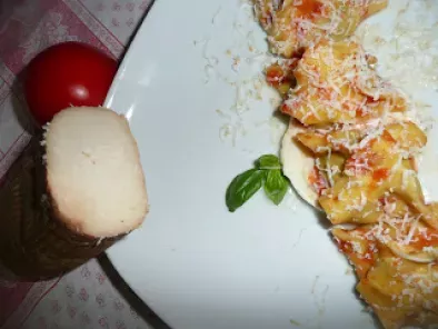 Fagottini di melanzane con pomodoro, mozzarella di bufala e ricotta affumicata - foto 2