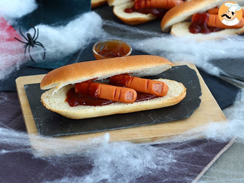 Hot dog sanguinanti, la ricetta facile per Halloween