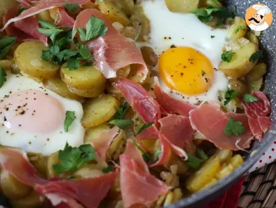 Huevos rotos: la gustosa ricetta spagnola a base di patate ed uova - foto 2