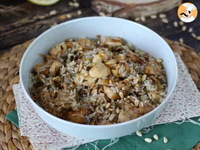 Insalata di riso con pollo, zucchine, pinoli e glassa di aceto balsamico - foto 2