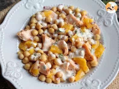 Insalata di salmone, ceci e arancia: un pasto sano, leggero e nutriente - foto 4