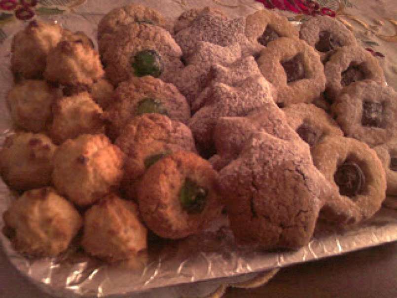 Joyeux Noël..biscottini al cocco, biscotti alle mandorle - foto 3