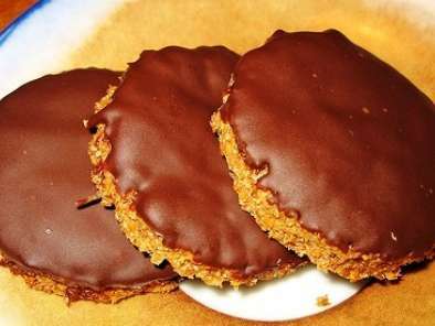 La ricetta dei biscotti Digestive al cioccolato