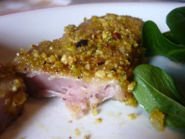 Tonno in crosta di pistacchi