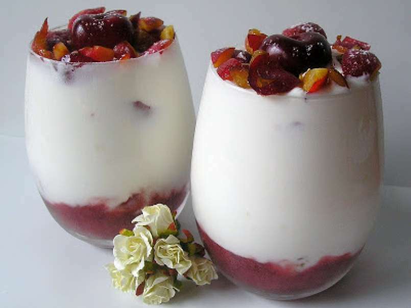 Mousse di yogurt e ciliegie - foto 4
