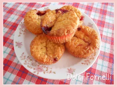 Muffins allo yogurt con confettura di mirtilli rossi