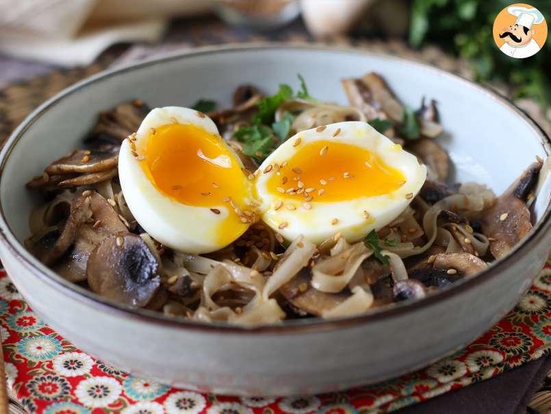 Noodles di riso con funghi e uova (ricetta vegetariana) - foto 4