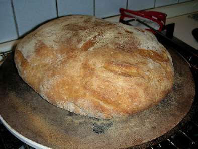 Pane senza impastare cotto su pietra - foto 2