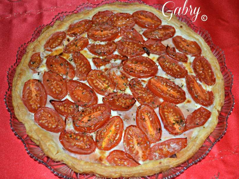 Pizza rustica con speck, sottilette e pomodorini pachino - foto 3