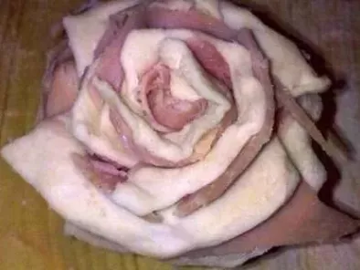 Rose rustiche per antipasto o torta di rose