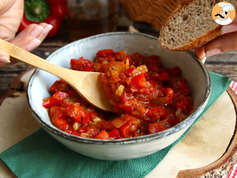 Salsa pomodoro e peperoni: ricetta semplice per condire la pasta - foto 4