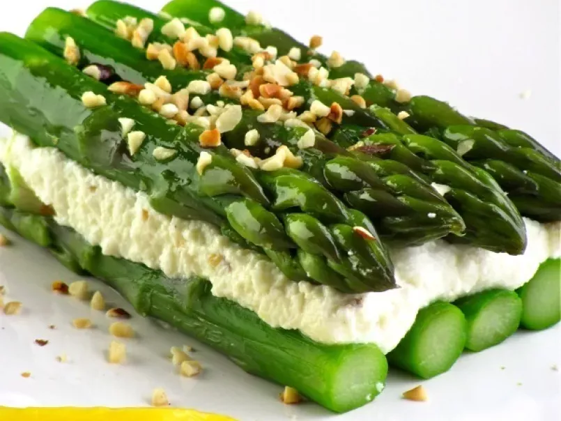 Sandwich di asparagi e ricotta con zabaione al parmigiano - foto 2