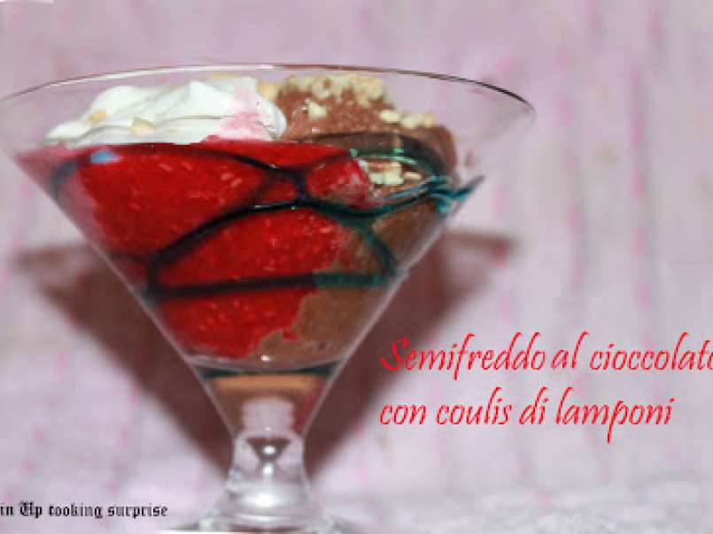 Semifreddo al cioccolato con coulis di lamponi - foto 2