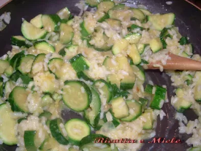Simil torta salata di zucchine e riso di cotto e mangiato/ Tarta de zapallitos y arroz - foto 3