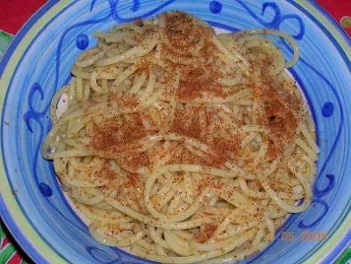 Spaghetti acciughe e bottarga - foto 2