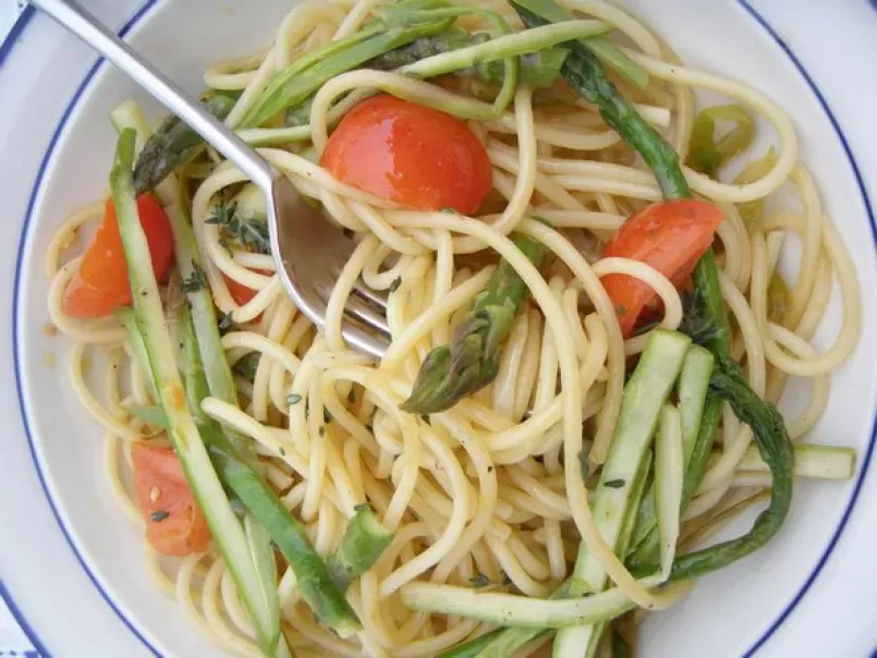 Spaghetti con Asparagi (Umbria) _ Spagetti spàrgàval - foto 2