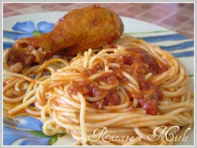 Spaghetti con pollo in salsa - foto 2