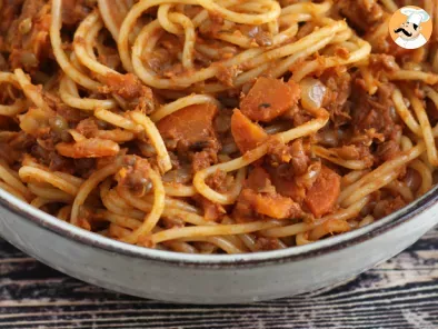 Spaghetti con salsa vegetariana - foto 4