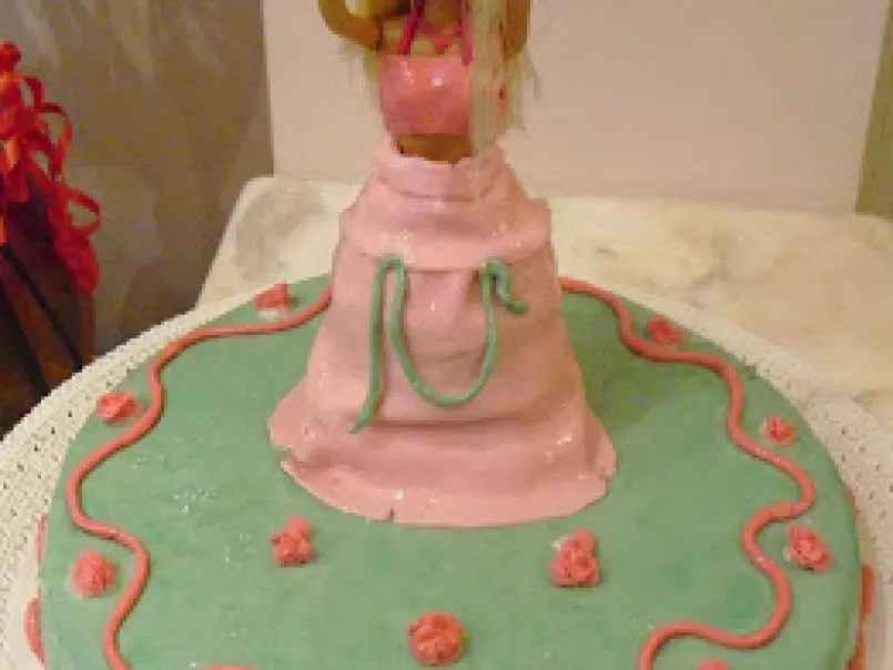Torta Barbie per compleanno - foto 2