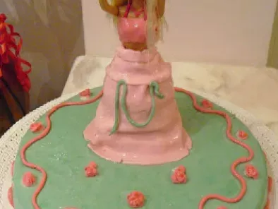 Torta Barbie per compleanno - foto 2