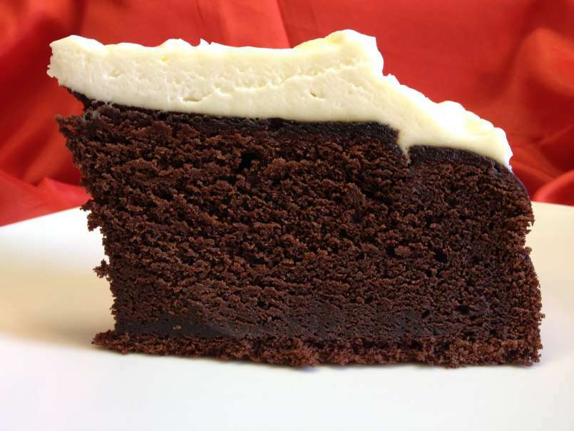 Torta di cioccolato e birra rossa Arribal con copertura di crema cheese cake - foto 3