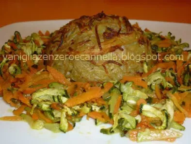 Zuccotto di merluzzo in crosta di patate, con verdure a julienne - foto 3