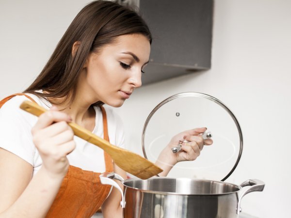 L’errore dell'acqua in cucina: quando farla bollire e quando no (dipende da cosa cuoci)