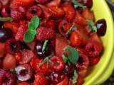 Ricetta Macedonia di frutti rossi: perfetta per l'estate!